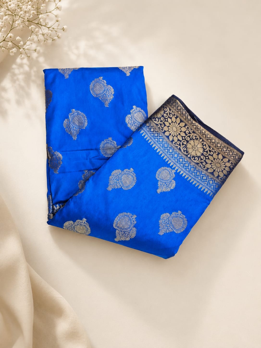 Dola silk saree